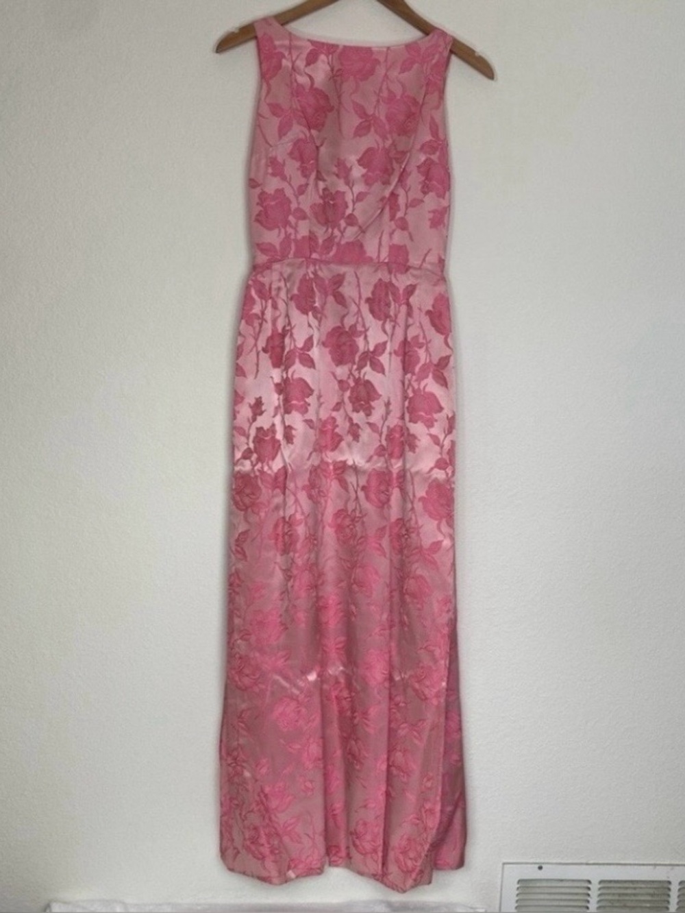 Vintage Womens Pink Floral Brocade Sleeveless Dress With Train XS Regencycore